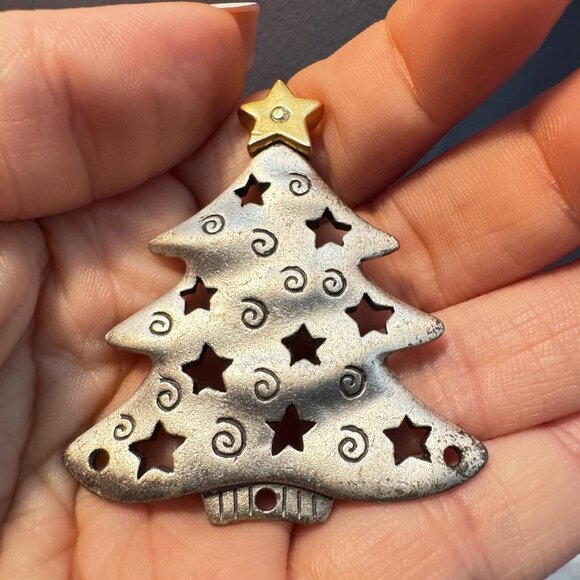 Vintage AJMC Christmas Tree Brooch Joy Cutout Stars Signed Holiday Pin 2 Inch - Picture 3 of 6